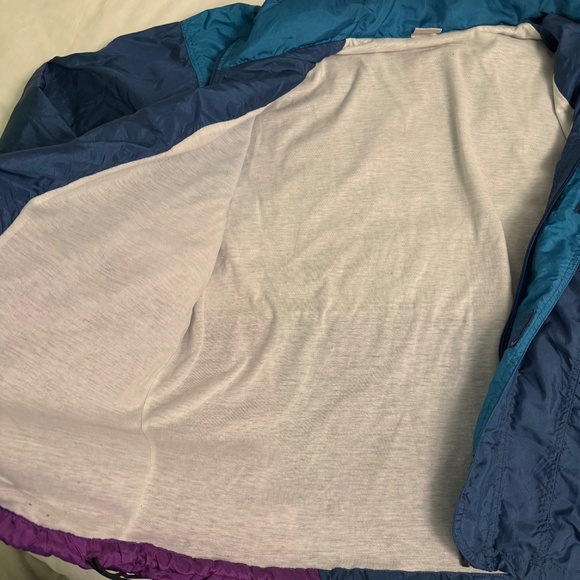 VINTAGE Asics multi-colour zip-up swishy windbreaker - Picture 9 of 16